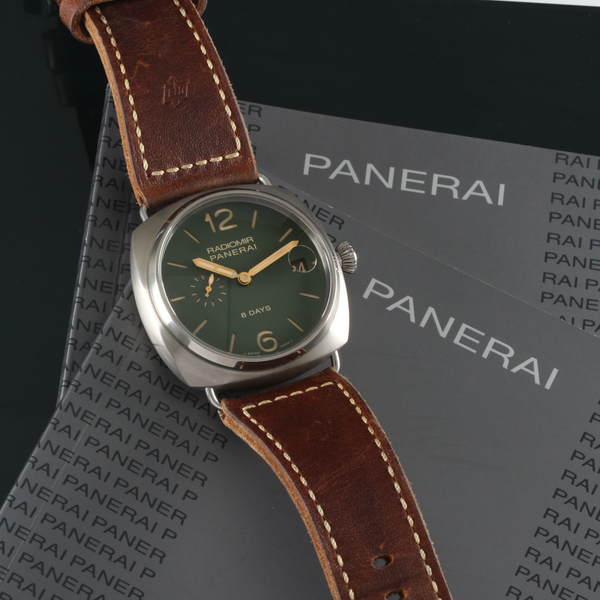 Panerai Radiomir 8 days PAM00735
